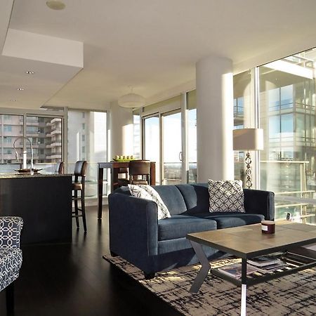 11Th Heaven Apartment Victoria Bagian luar foto